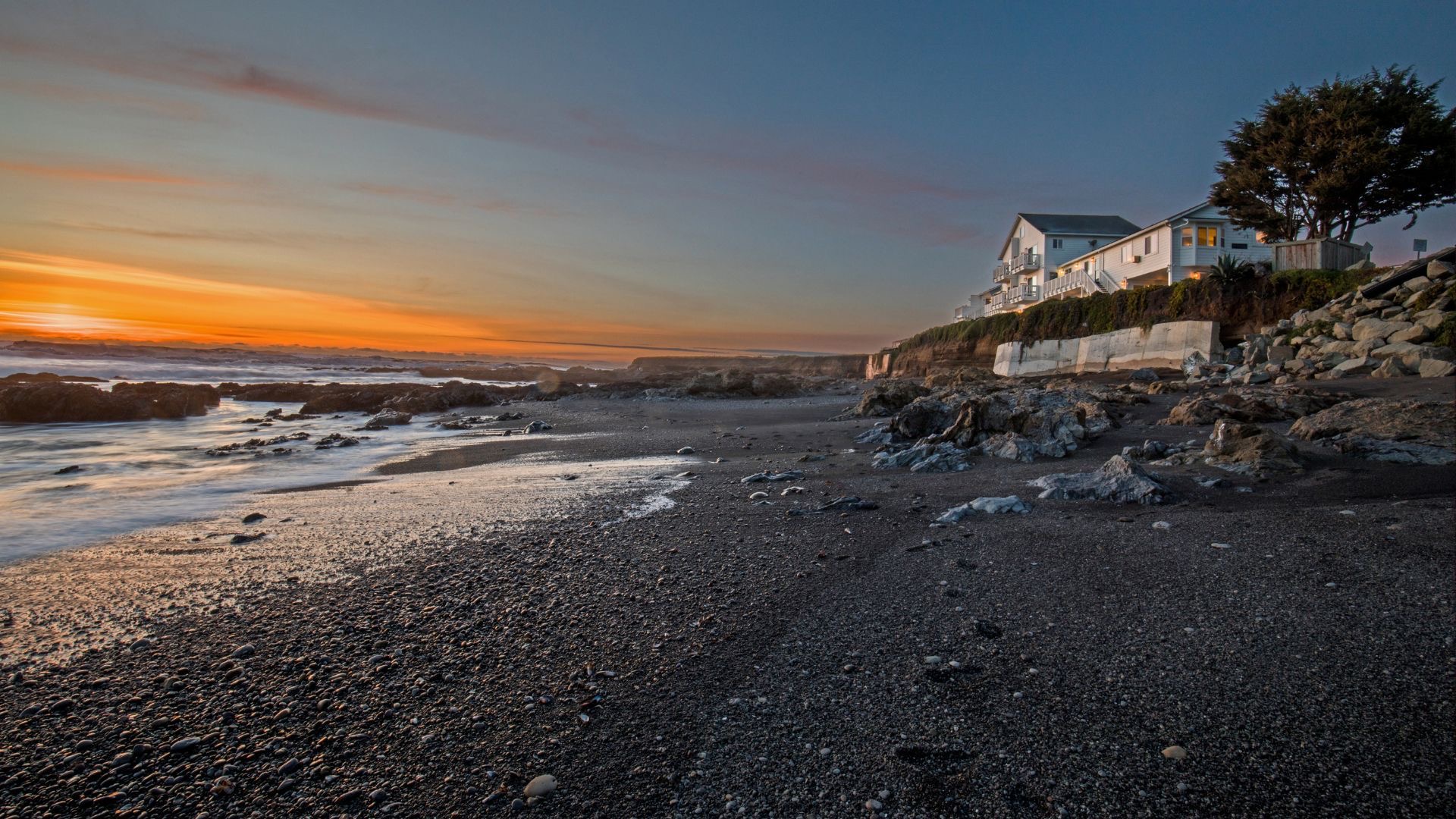 Black Sands Inn &mdash; Shelter Cove, CA